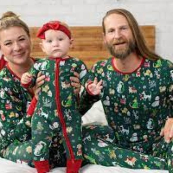 Little Sleepies Other - Little Sleepies Holiday Hounds Pajama Pants, Adults Small